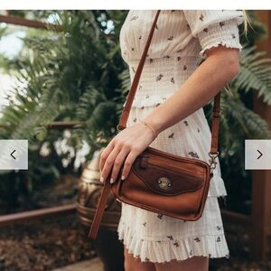 Land Sante Fe Hybrid Travel Organizer Crossbody Handbag Purse Clutch Leather